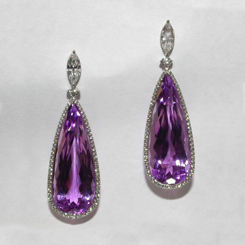 Pendientes largos de boda para mujer con microincrustaciones de circonia morada