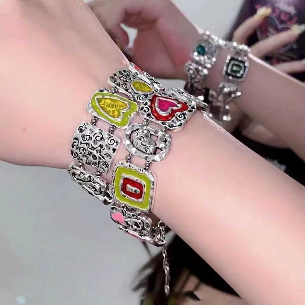 Geprägtes farbiges Emaille-Armband „Hot Girl“