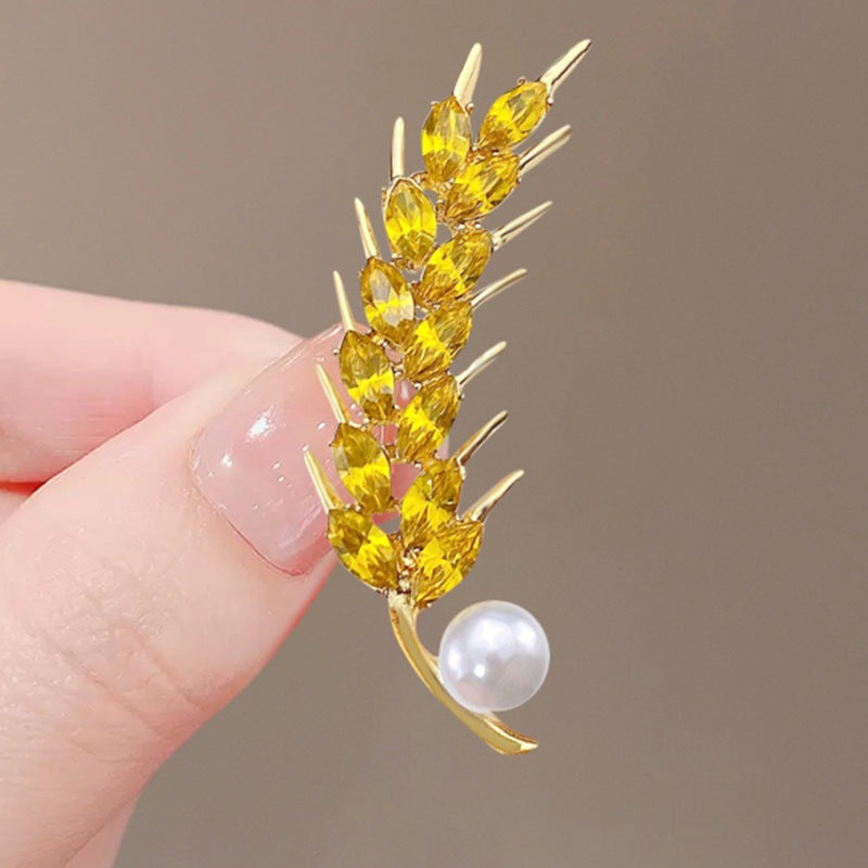 Nuevo Broche de Aleación de Alta Sensación de Nicho de Alta Gama, Pin para Abrigo y Traje, Corsage Versátil de Alta Gama