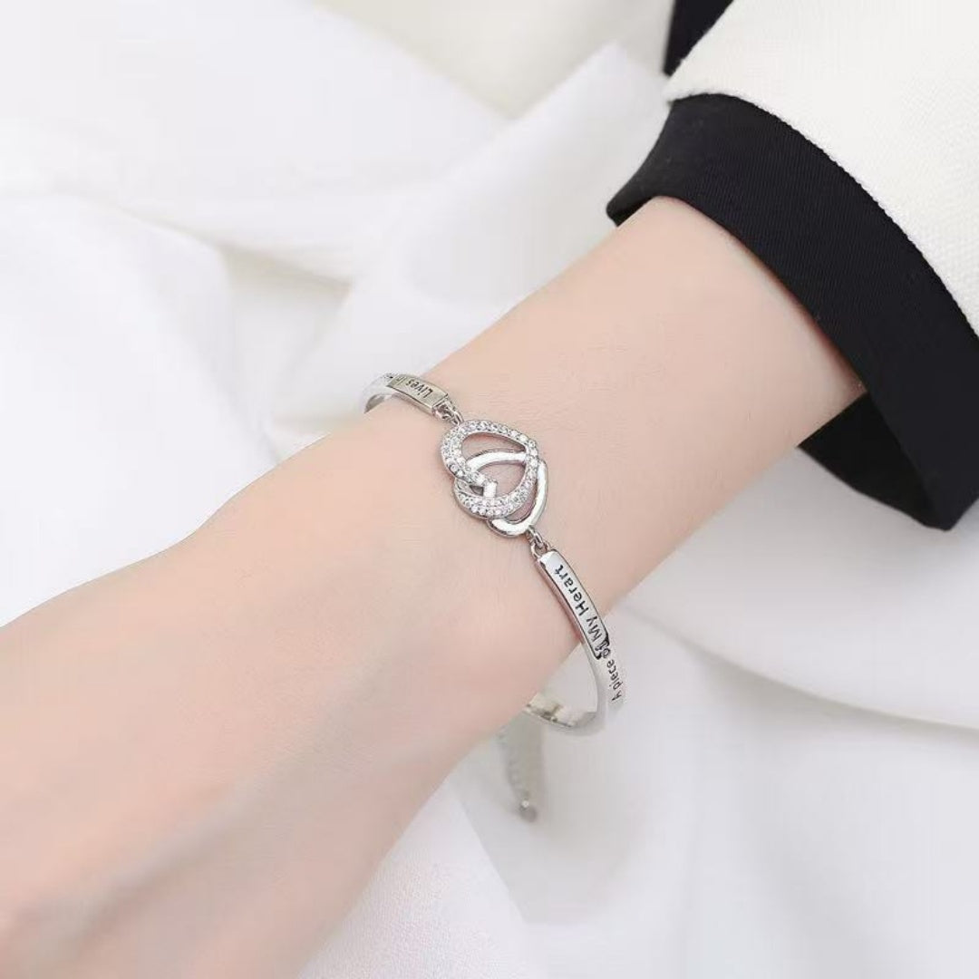 Female Creative Love Engraved Zircon Bracelet