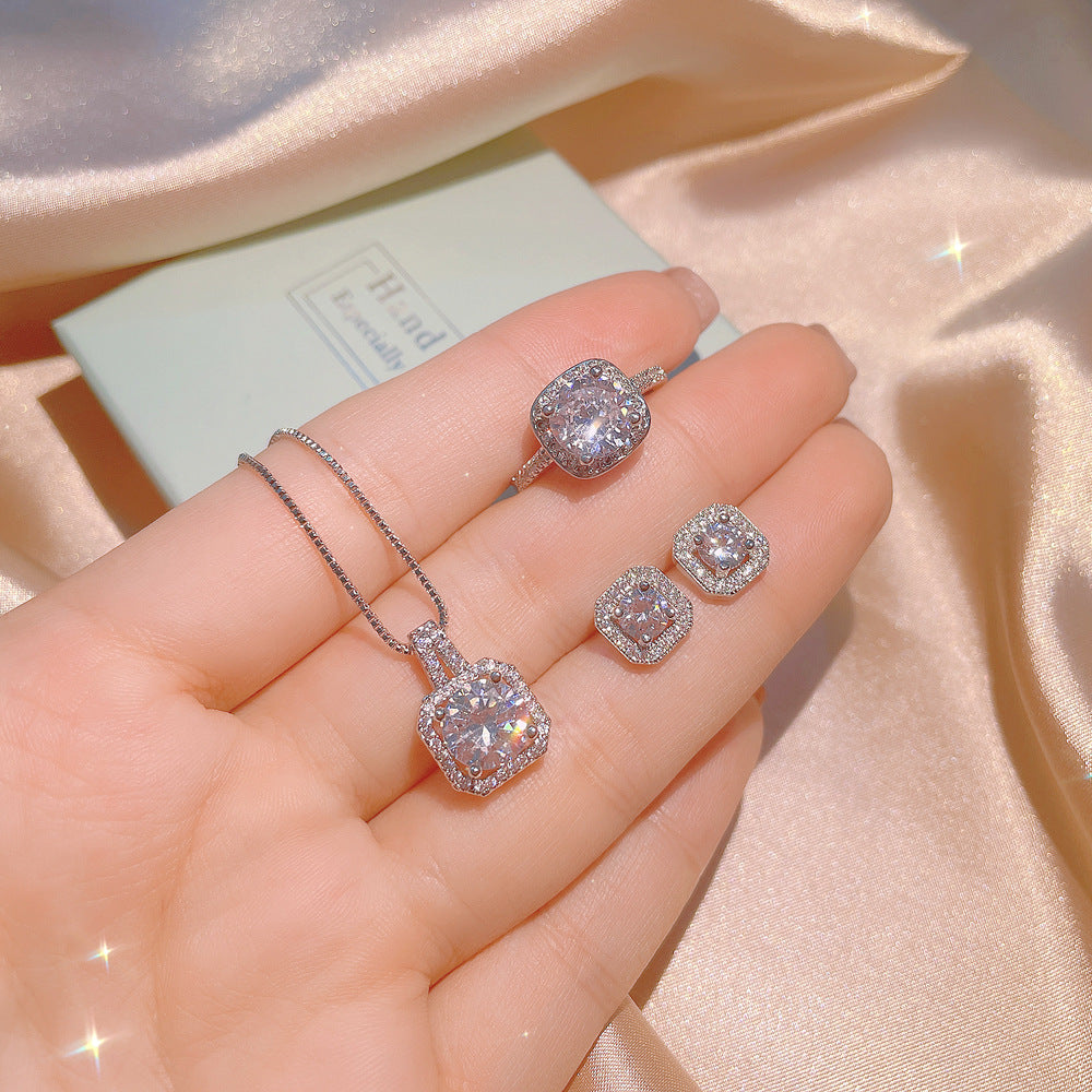 Viereckige Diamantringe Ohrstecker Halskettenschmuck-Set