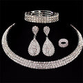 Elegantes Luxus-Brautset mit vollem Diamantbesatz
