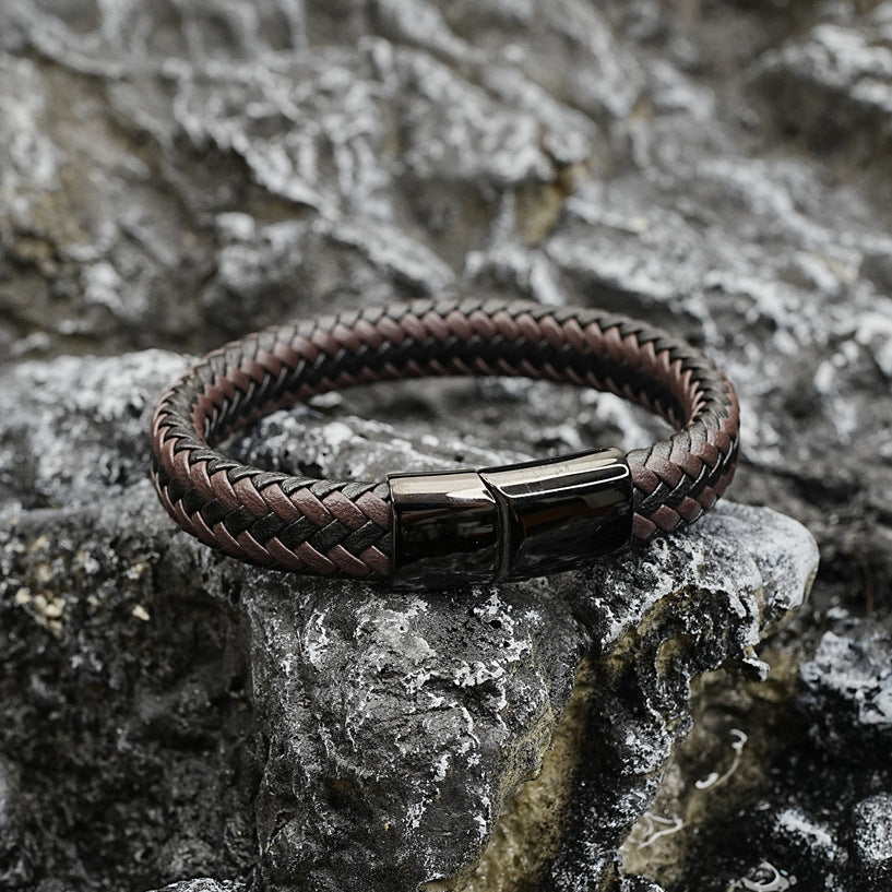 Personality Retro Couple Cowhide Woven Titanium Steel Magnetic Snap Carrying Strap