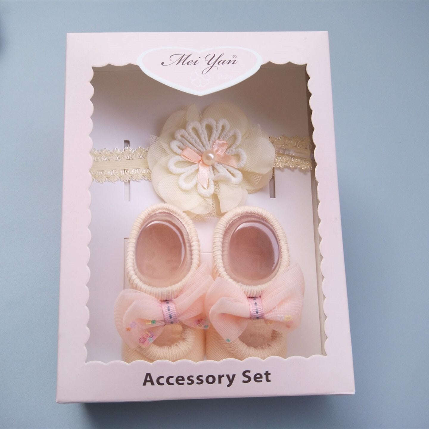 Caja de regalo de calcetines y diadema para bebé niña