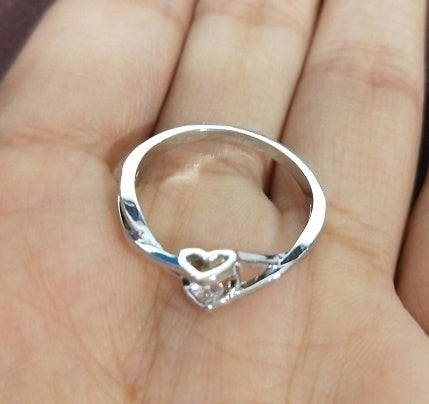 S925 Sterlingsilber Damen Simulationsdiamantring 20 Punkte Zirkon Ehering Liebe Hohl Herz Acht Pfeile Weißgoldring Schmuck