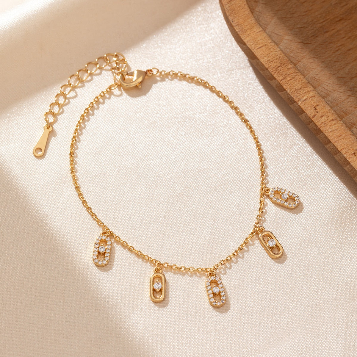Versatile Stacked-Style Fashionable Bracelet For Women