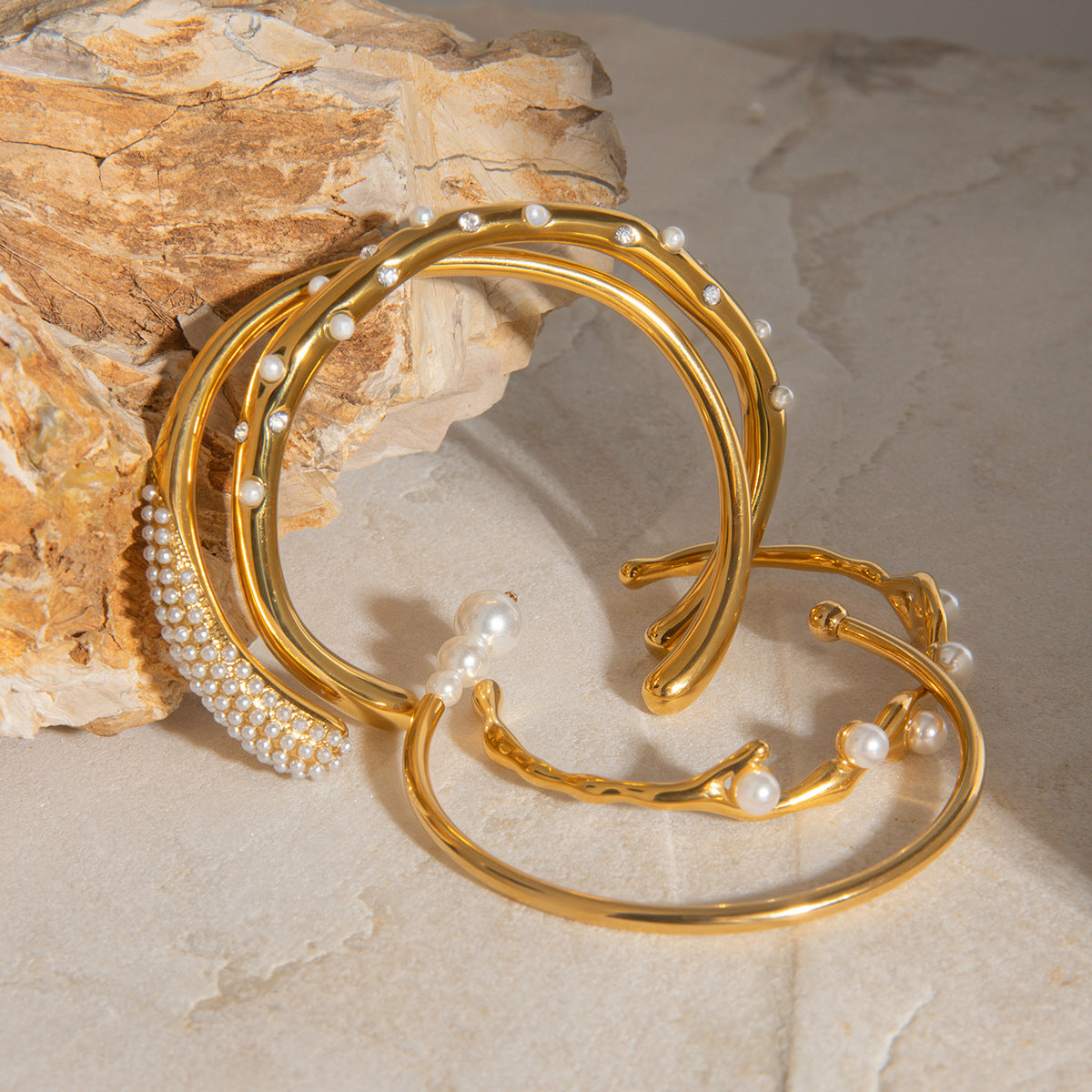 Stainless Steel Pearl Bracelet Opening Does Not Fade
