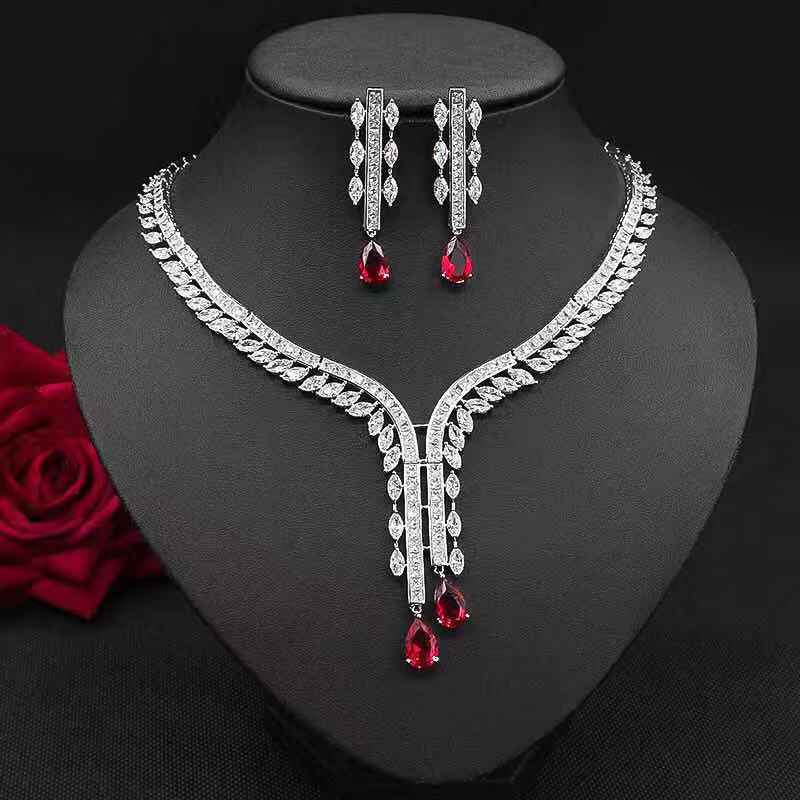 Juego de joyas de collar de circonitas con forma de gota de agua y pendientes de flor, conjunto de dos piezas