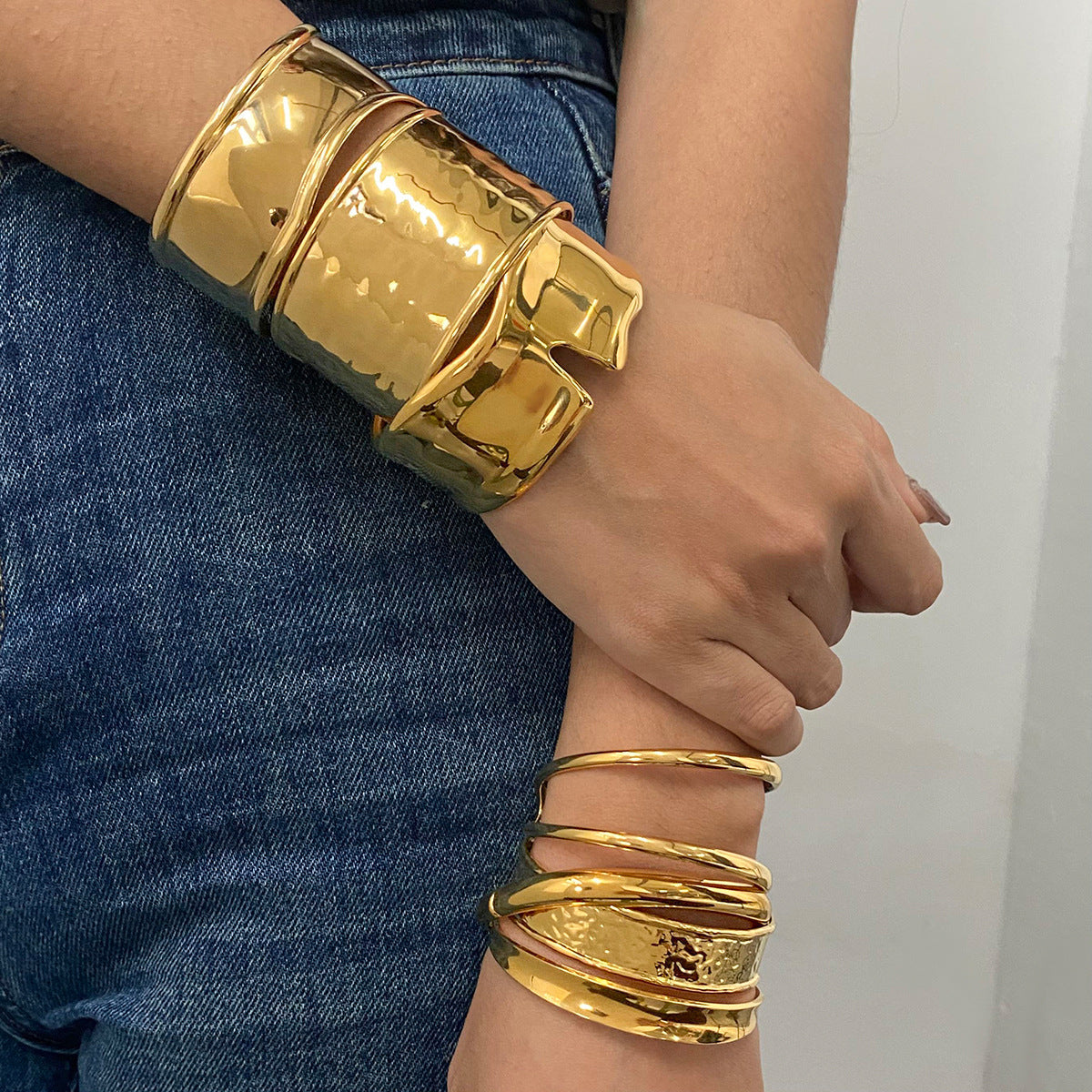 European And American Stainless Steel Exaggerated Gold Bracelet
