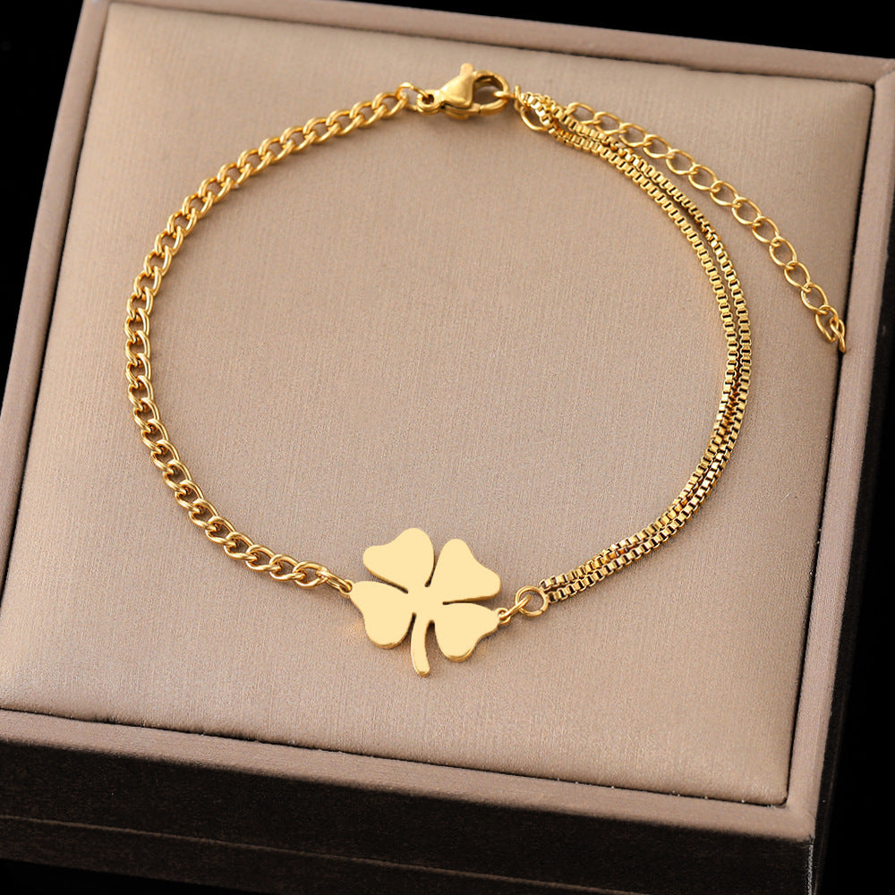 Pulsera de trébol retro de acero titanio con personalidad creativa y amor