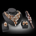 Überzogener Schmuck Anzug Brautkleidung Vierteiliges Set