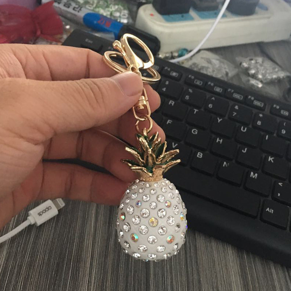 Llavero de coche de piña de diamante completo bonito para mujer