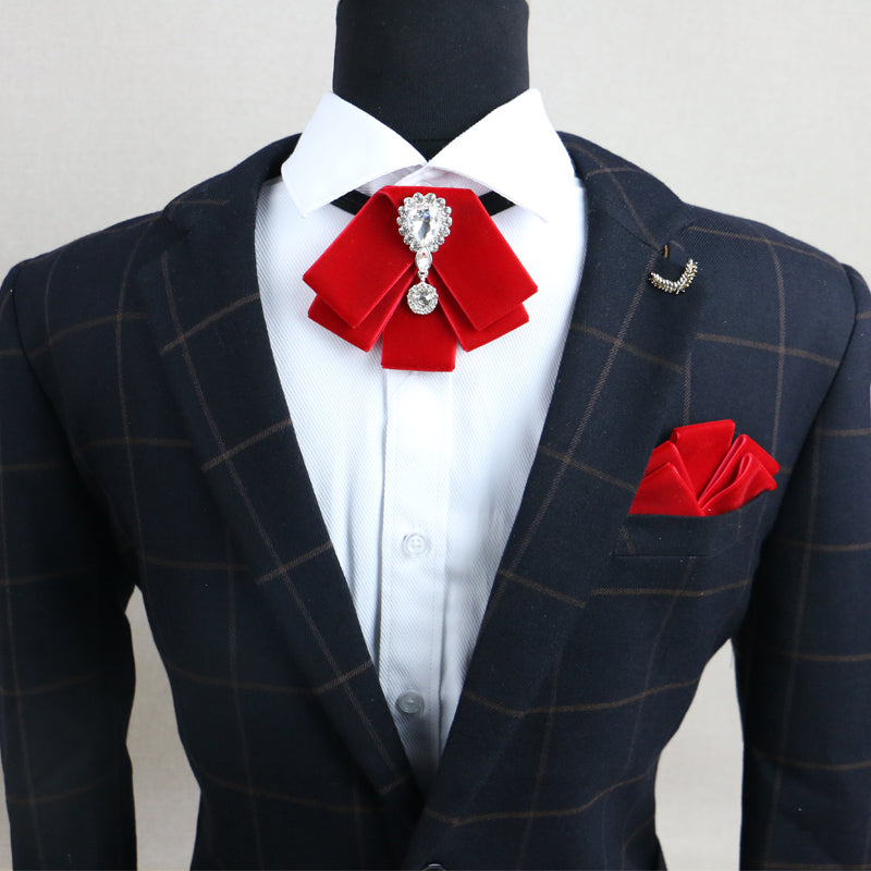 Conjunto de pajarita y pañuelo de bolsillo con diseño de diamantes negros