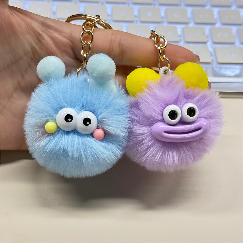 Llaveros de peluche de dibujos animados bonitos, hechos de materiales suaves y esponjosos, con varios diseños adorables, adecuados para la decoración del hogar o el uso diario, lo que los convierte en una opción de regalo interesante.