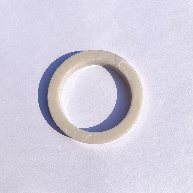 Exaggerated Acrylic Bracelet With Marbling