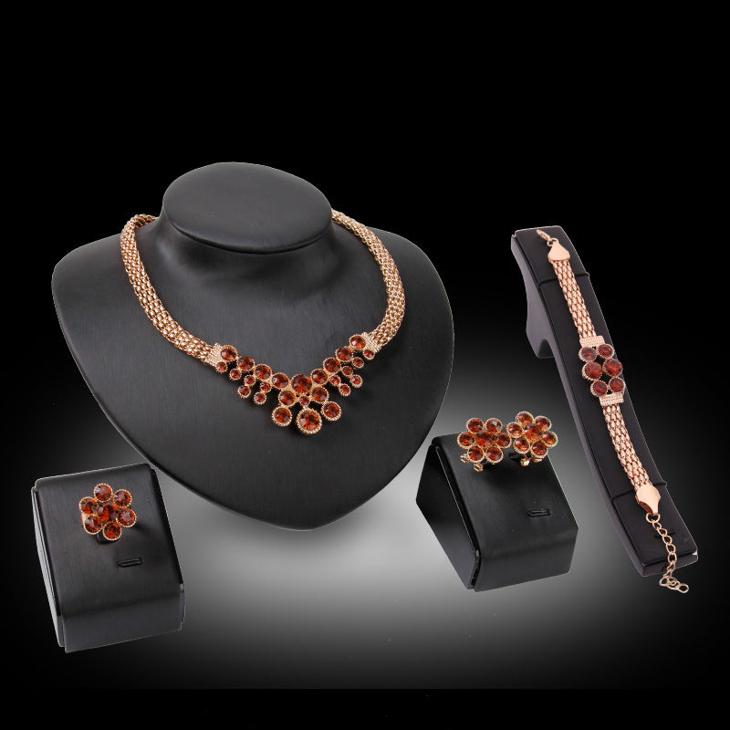 Vierteiliges Set Damenbekleidung Accessoires Schmuck-Sets