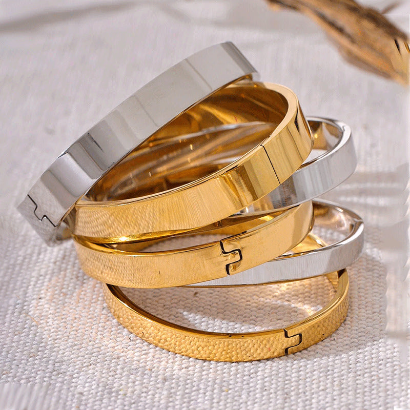 Simple Elegant Stainless Steel Vacuum 18K Gold Bracelet