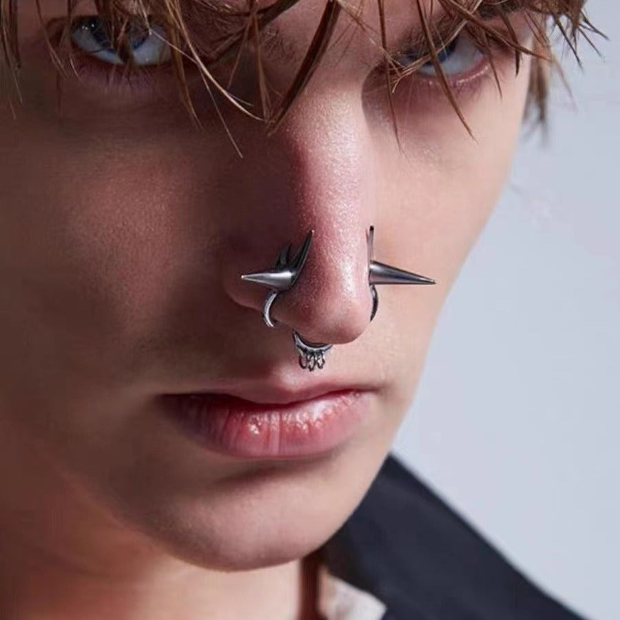 Europäischer und amerikanischer Punk, dunkler, stanzfreier Nasenring mit speziellem Design im kalten Wind