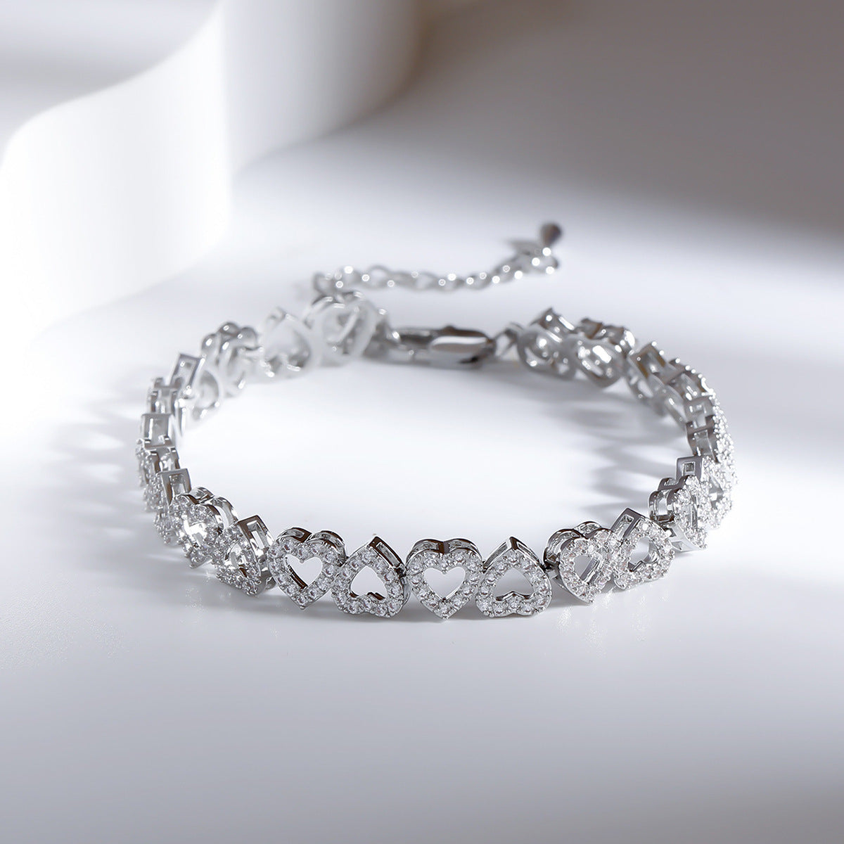 Pulsera de diamantes de alta calidad para niña con corazón de diamantes completo