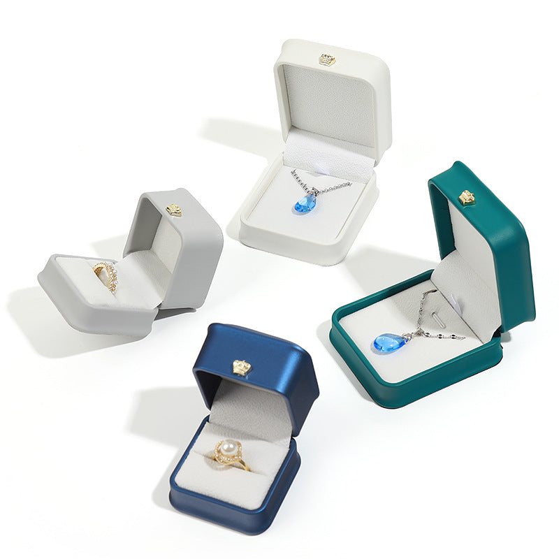 Schmuckschatulle für Kronen, Ringe, Anhänger und Armbänder