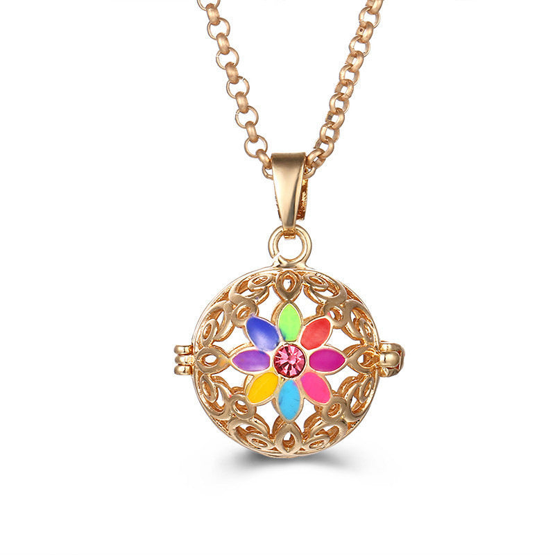 Collar hueco de aromaterapia con jaula de circonita, difusor de aceites esenciales, caja de perfume, accesorios antiguos para ropa tradicional Han