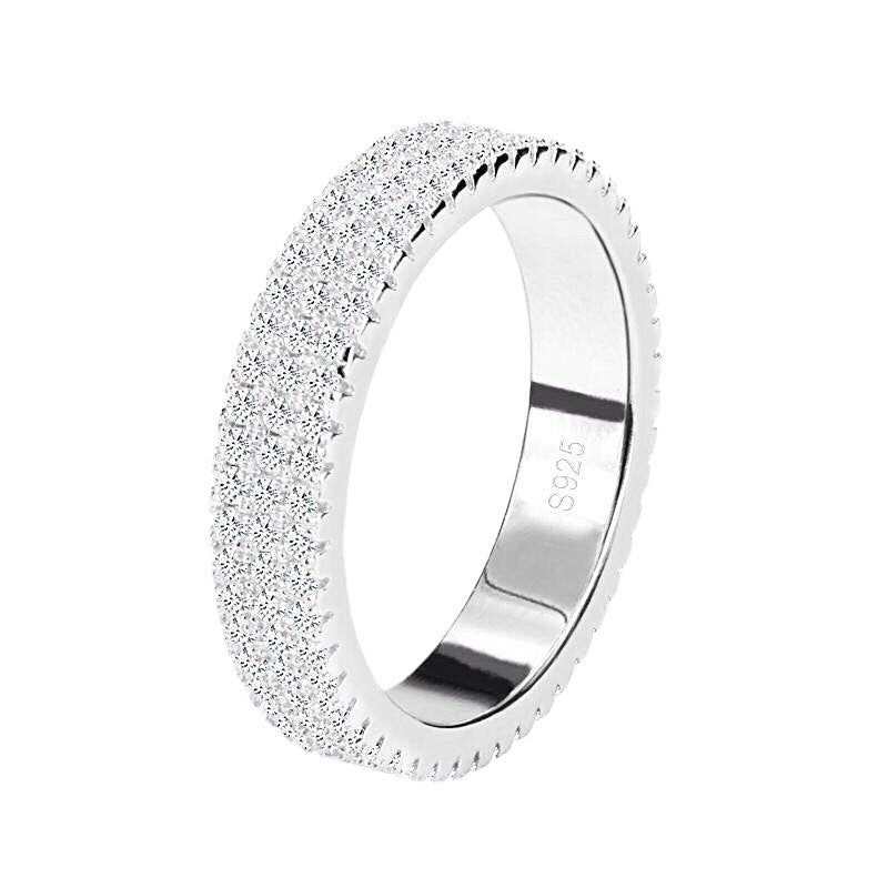Einfacher Fingerring mit drei Reihen Strasssteinen für Damen