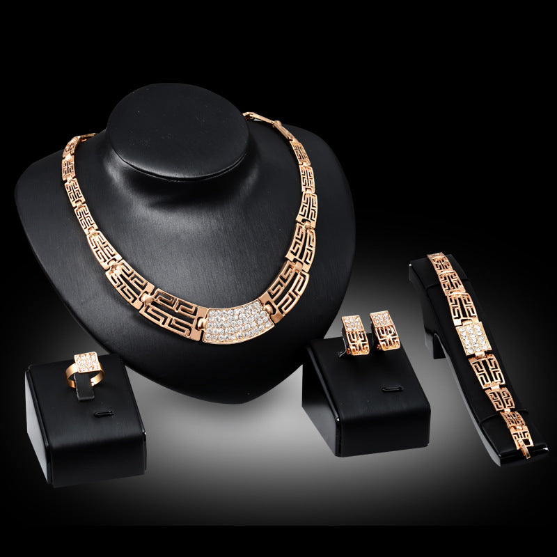 Modisches, 18K vergoldetes Schmuckset