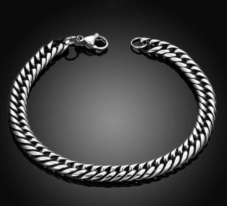 Brazalete de acero de titanio
