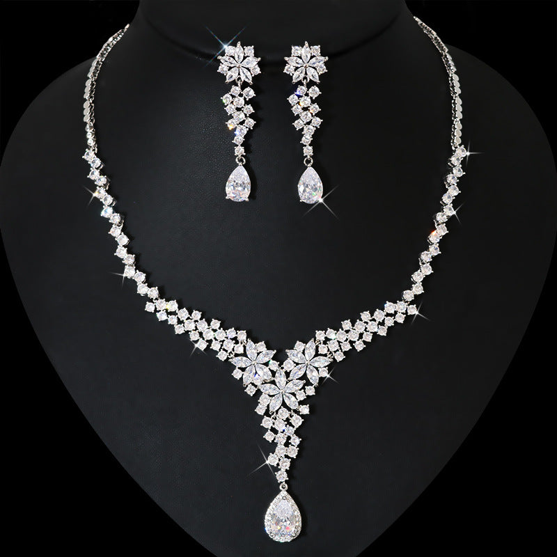 High-End Schwere Industrie Simulation Diamant Halskette Damen Ohrringe Set