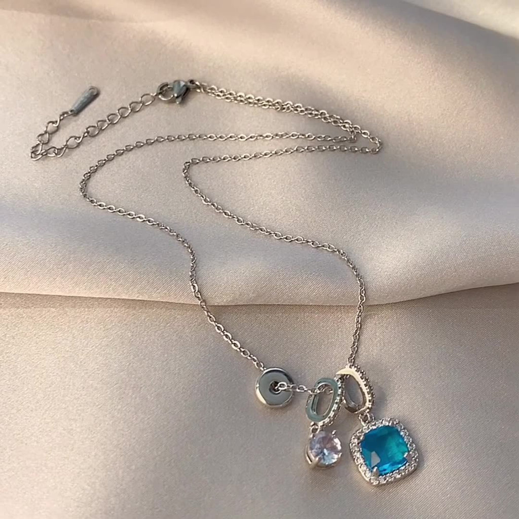 Damen super glänzende blaue Zirkon-Halskette Nische High-End Schlüsselbeinkette