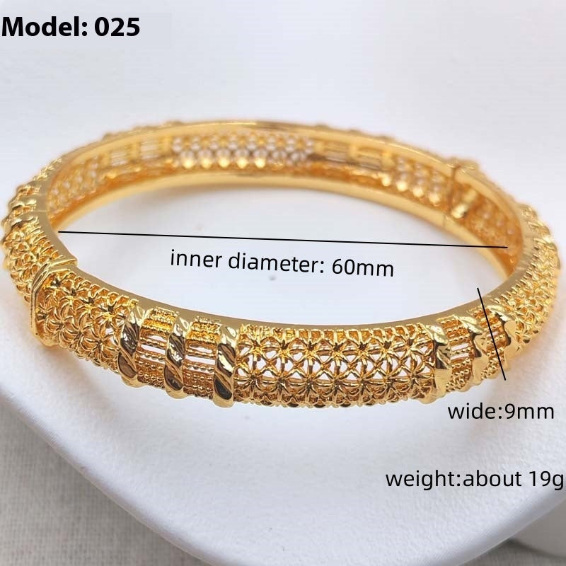 Nueva pulsera de aleación chapada en oro Classic