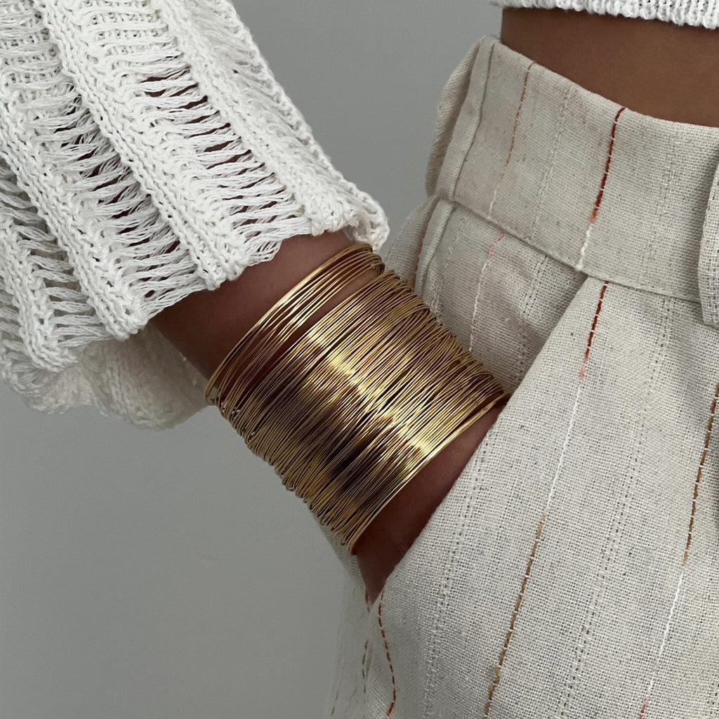 Brazalete abierto dorado exagerado de aleación para fundición a presión