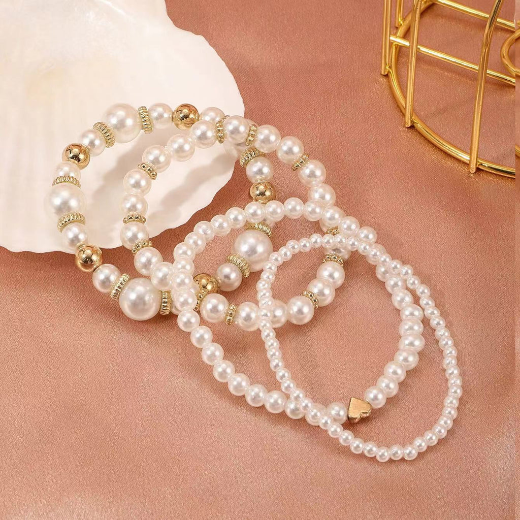Modisches 4-teiliges Set Liebesperlenarmband Anzug Damen Perlenarmband
