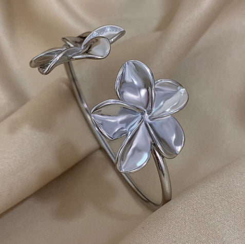 Stainless Steel Open Flower Bracelet