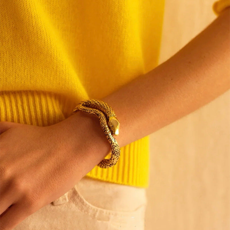 Pulsera trenzada con patrón de torsión estilo minoría francesa