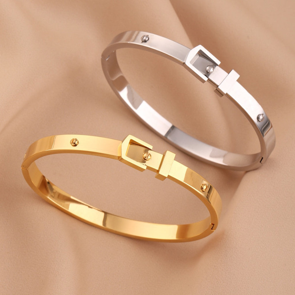 Pulsera de acero inoxidable con hebilla de acero de titanio y diamantes incrustados para mujer