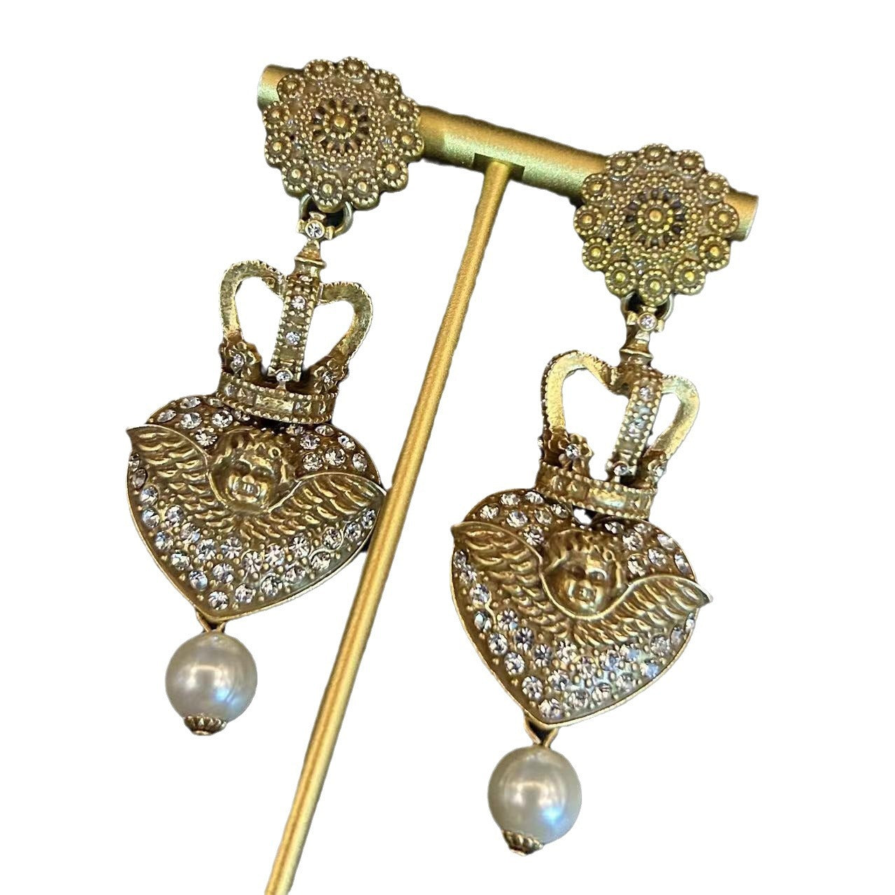 Vintage Amor Ohrringe Halskette Hochwertiger, diamantbesetzter geschnitzter Glasur-Schmuck