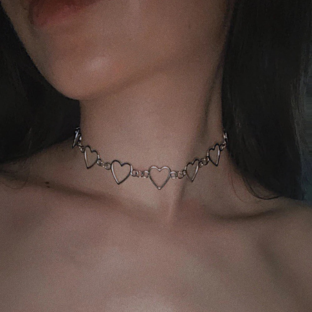 Hohle koreanische süße Liebesherz-Halskette, Statement-Freundin-Geschenk, niedliche zweifarbige Halskette, Schmuck