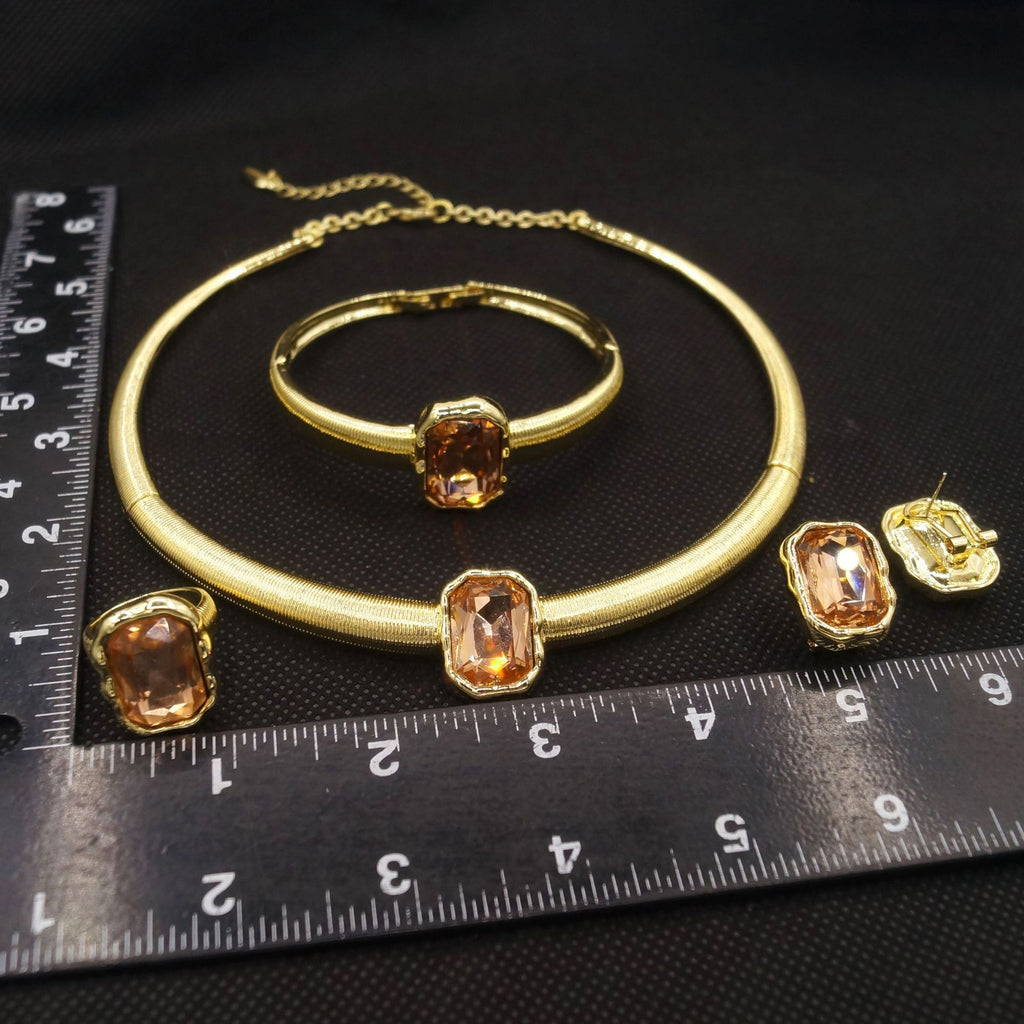 Farbblock-Halskette, Ohrringe, Armband, Ring, vierteiliges Schmuckset