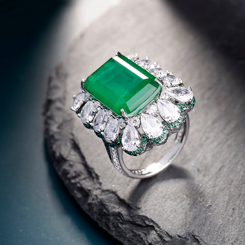 Frostiger Smaragdring aus Sterlingsilber