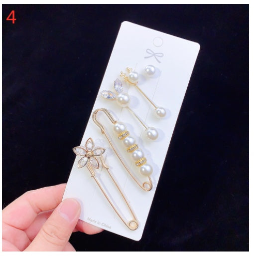 Broche, imperdible, peto, abertura en la cintura, broche de perlas, ropa fija