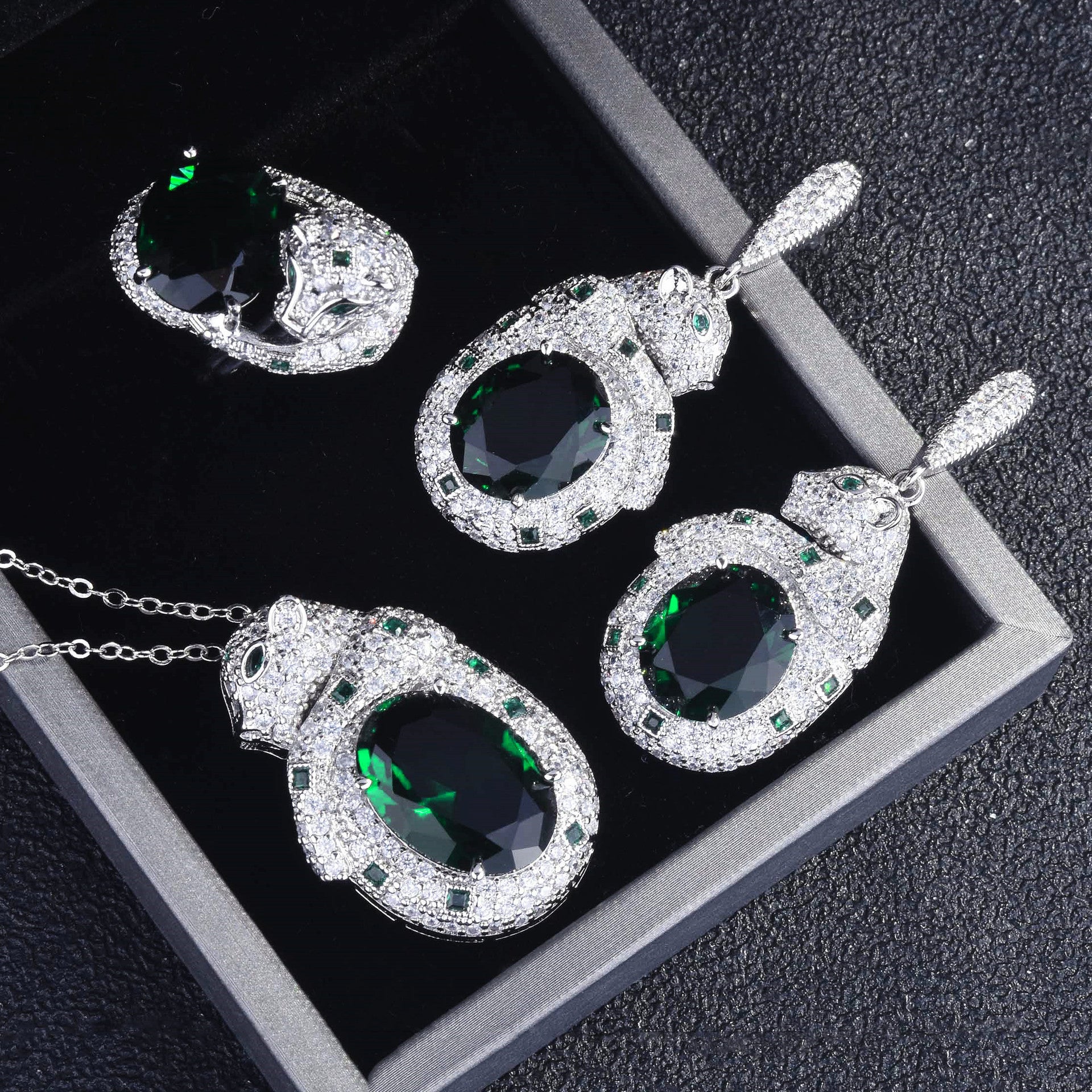 Gaoding Schmuck Royaler Saphir Smaragd Leoparden-Set