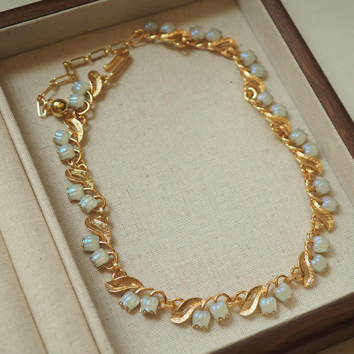 Birthday Ribbon Linglan Retro Three-dimensional Necklace