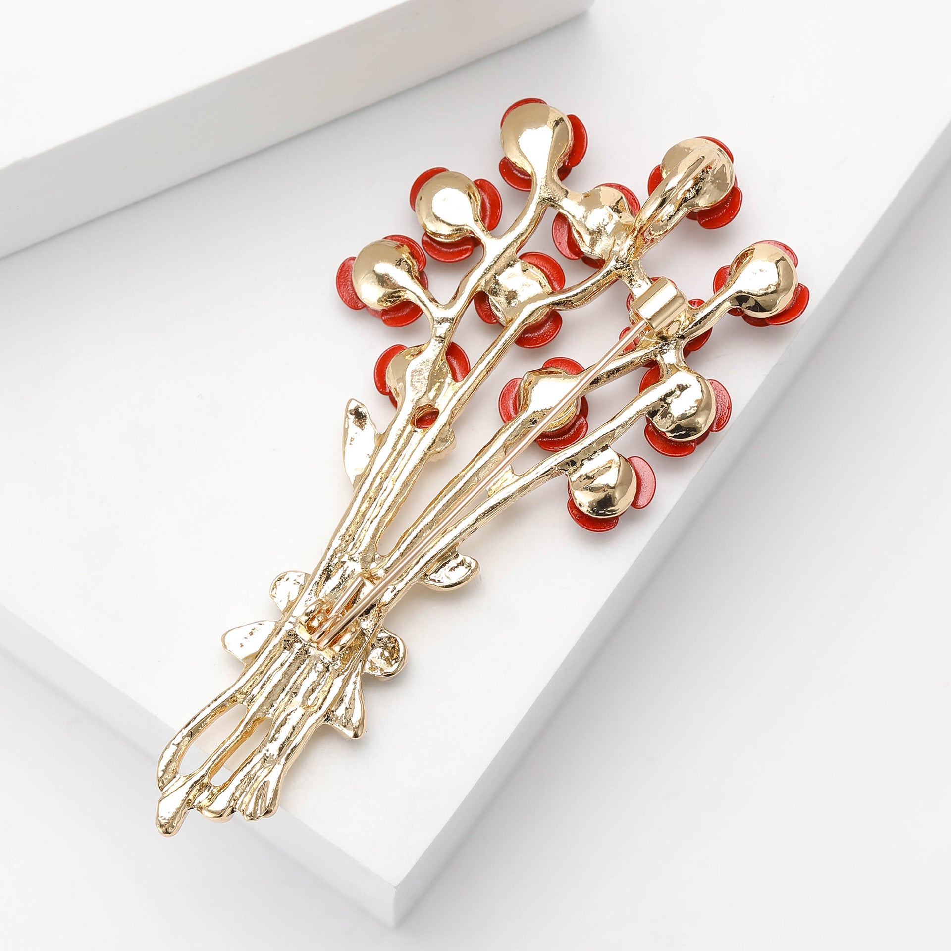 Broschen mit Emaille-Ölflecken-Glasur und Blumen der Hochzeitskollektion