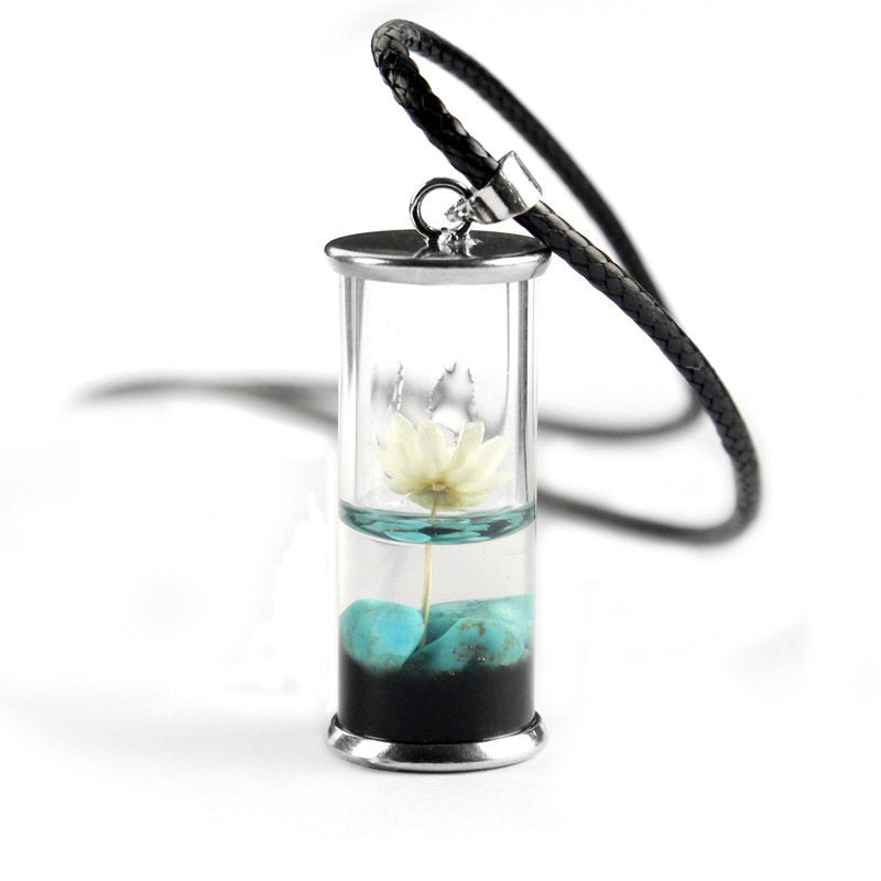 Anhänger aus getrockneten Blumen, mit Harz, Gänseblümchen-Kette