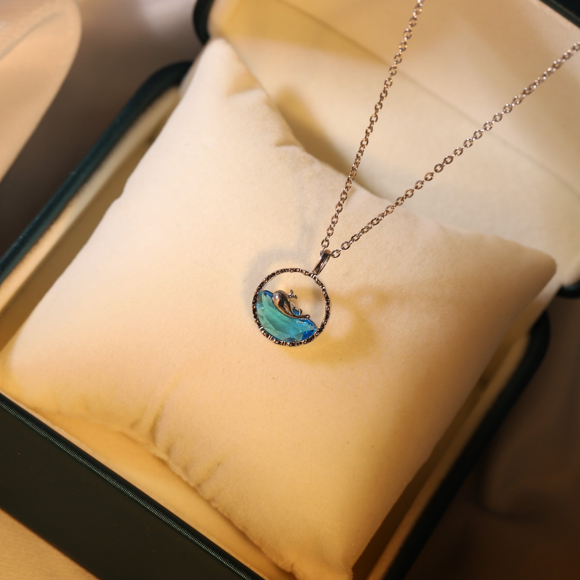 Fashion Jewelry Whale Birth Has You Whale Niche Female Fantasy Blue Sea Necklace