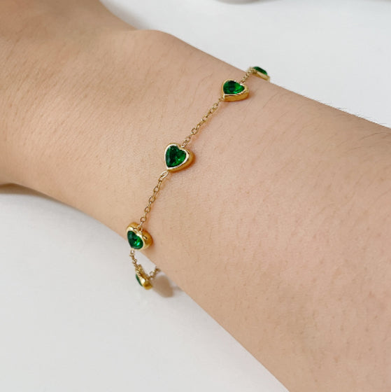 Pulsera de Acero Titanio Corazón de Amor con Zirconia Diamante, Diseño Fresco y Puro No Convencional
