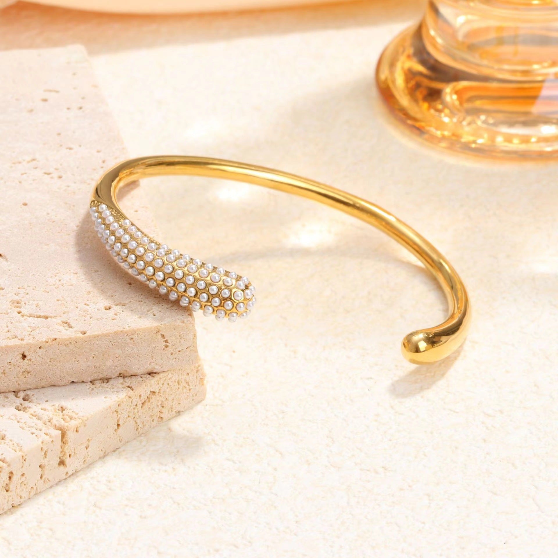 Brazalete de Zirconio de Color con Diamantes Completos de Acero Inoxidable Fundido Avanzado
