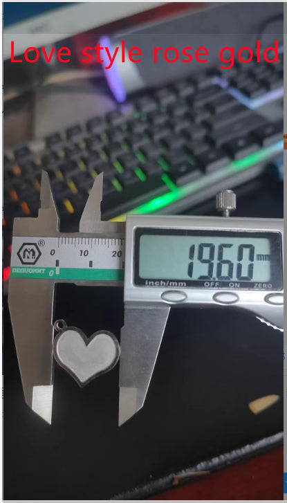 Metal Geometric Block Hot Activated Magic Necklace