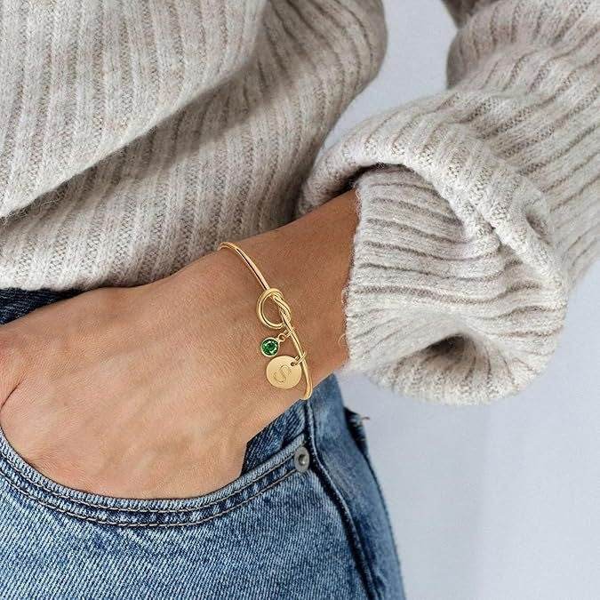 Couple's Commemorative 26 Letter Pendant Bracelet